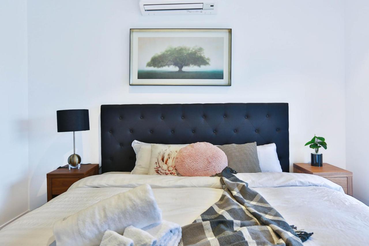 Box Hill Central Sky One Apartment Экстерьер фото