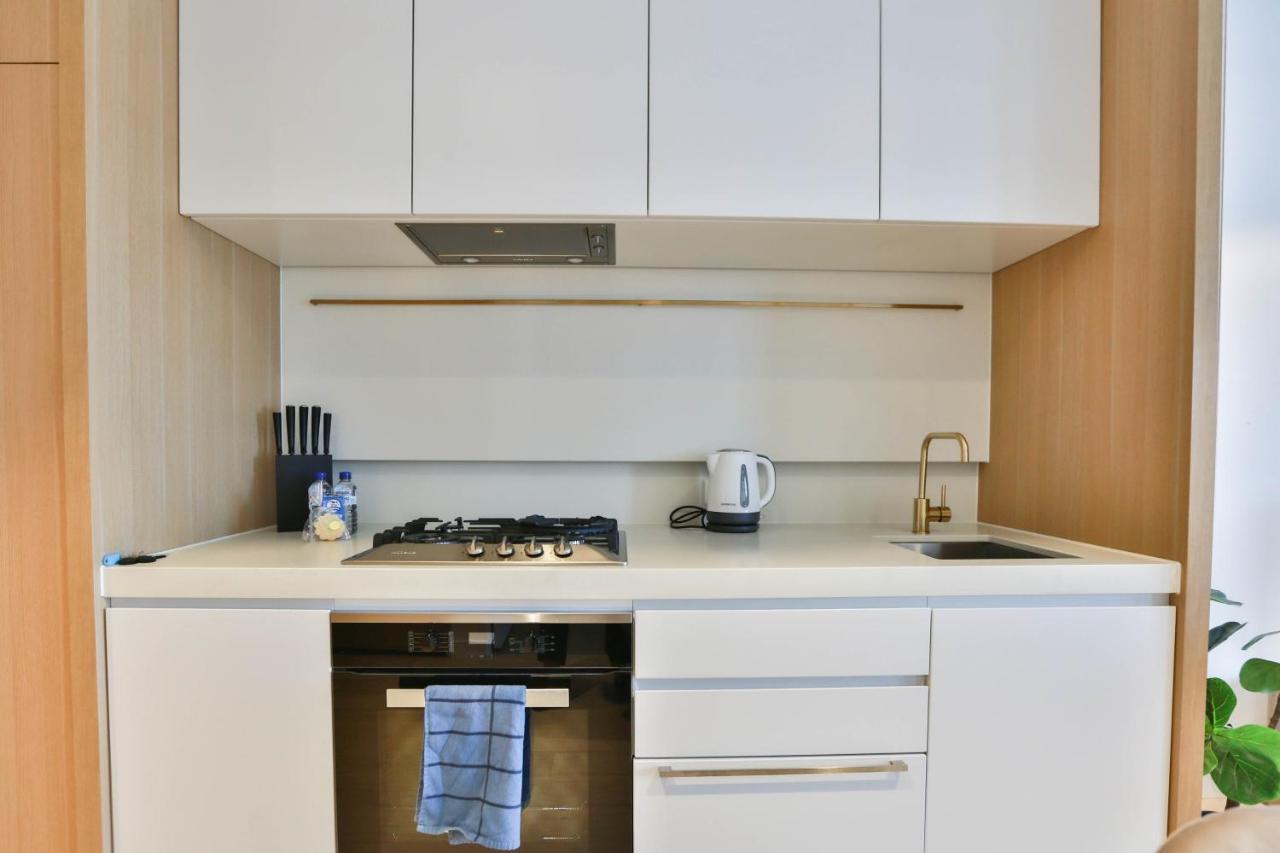 Box Hill Central Sky One Apartment Экстерьер фото