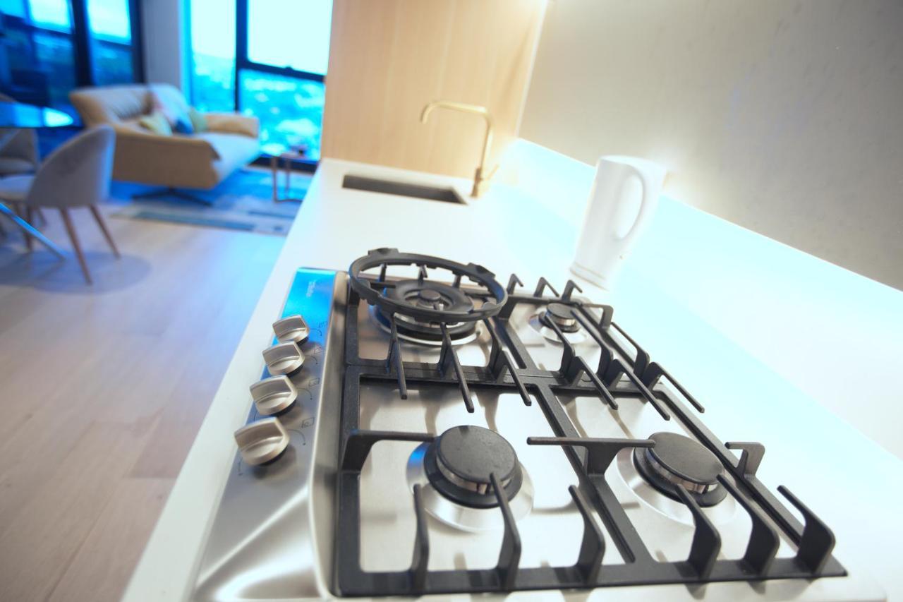 Box Hill Central Sky One Apartment Экстерьер фото